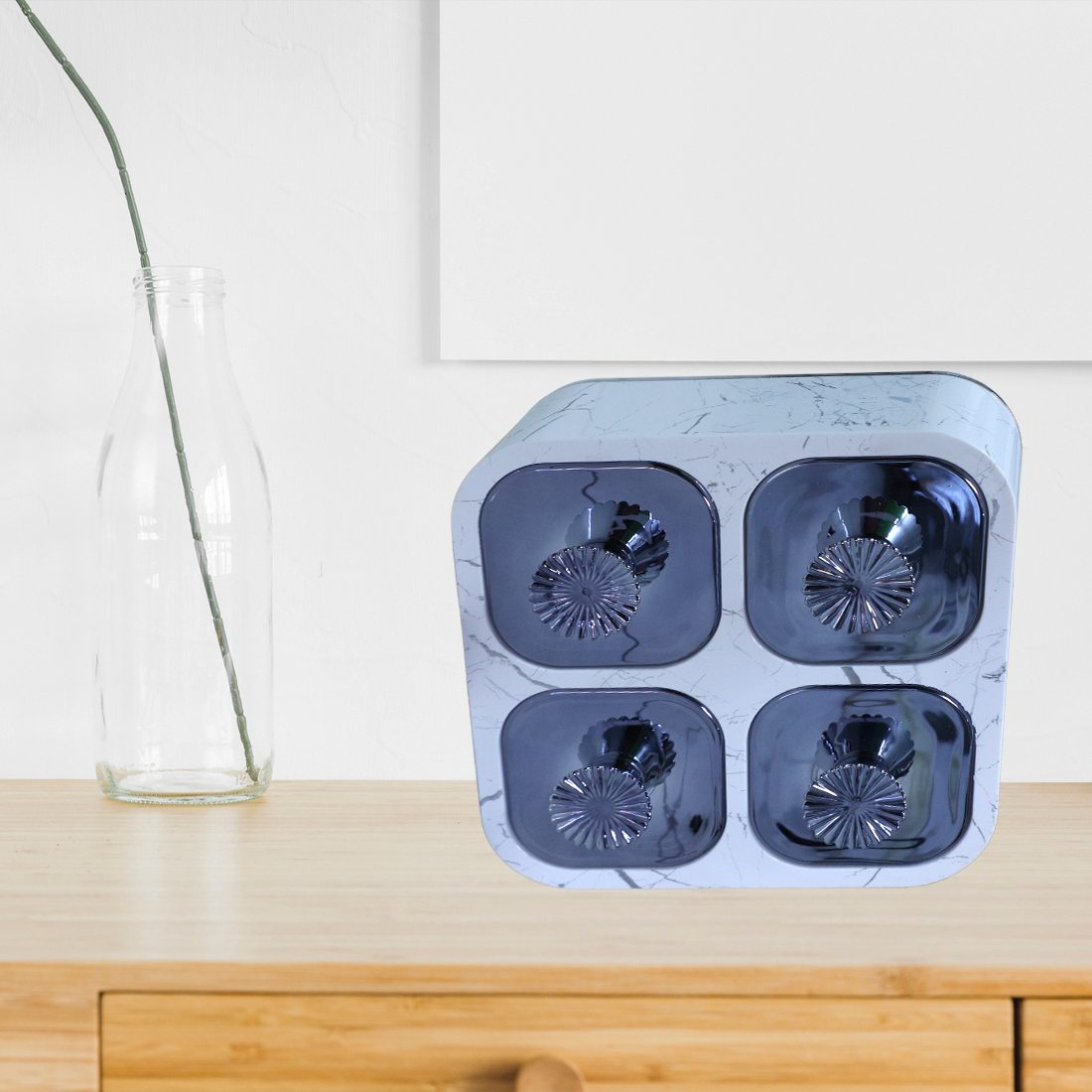 Single-Piece Container Box with Crystal Knobs