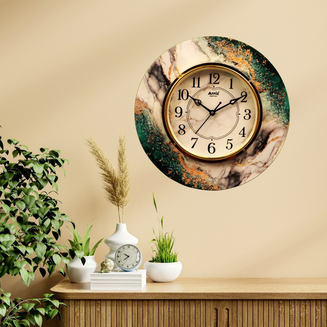 Emerald Luxe Resin Clock