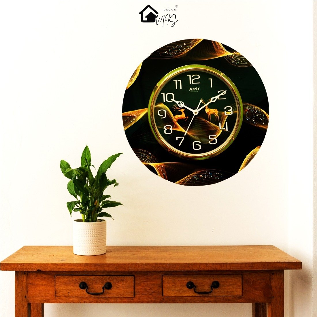 Two Dear Splendor Resin Clock